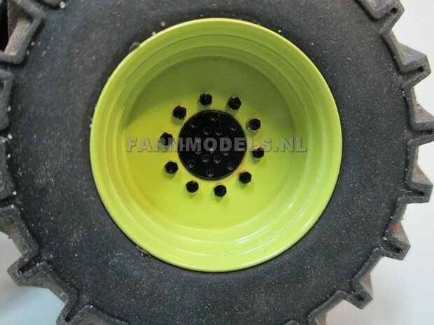&Oslash; 47 mm: 4x brede banden + alu. velgen MB Trac 1100 , Velgen MB Trac groen + zwarte planeetkappen + wielboutringen, geschikt voor MB trac 1100 1:32            