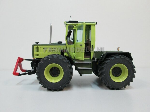 &Oslash; 47 mm: 4x brede banden + alu. velgen MB Trac 1100 , Velgen MB Trac groen + zwarte planeetkappen + wielboutringen, geschikt voor MB trac 1100 1:32            