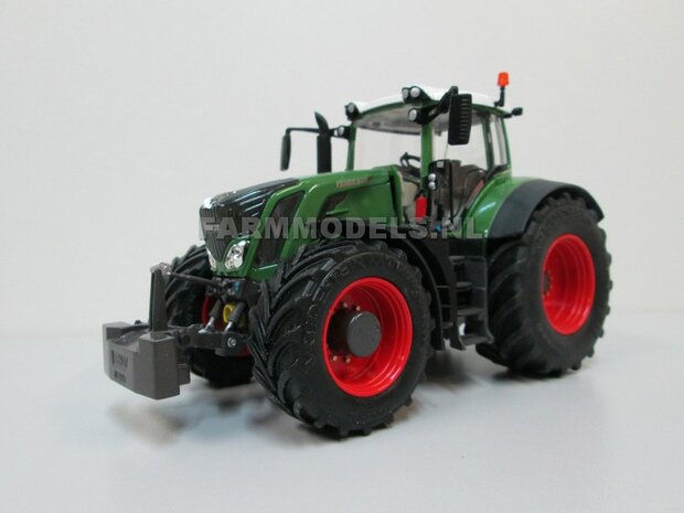 VOORBEELD FOTO&#039;S Fendt 828 Vario S4 (2015), Brede banden + spatborden + trekhaak - 1:32 Wiking Handmatig verbouwd / Manually rebuilt   VOORBEELDFOTO