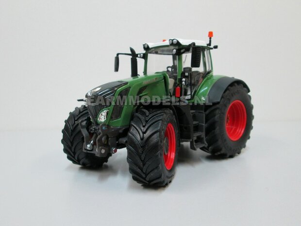 VOORBEELD FOTO&#039;S Fendt 828 Vario S4 (2015), Brede banden + spatborden + trekhaak - 1:32 Wiking Handmatig verbouwd / Manually rebuilt   VOORBEELDFOTO