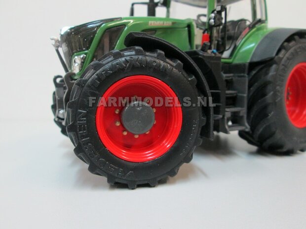 VOORBEELD FOTO&#039;S Fendt 828 Vario S4 (2015), Brede banden + spatborden + trekhaak - 1:32 Wiking Handmatig verbouwd / Manually rebuilt   VOORBEELDFOTO