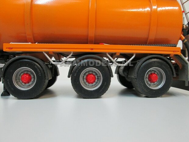 Mestoplegger + SuperSingle Banden (VMA / D-Tec) 3 asser mest trailer (slurrytanker) Bouwpakket Basis 1:32 (HTD)          