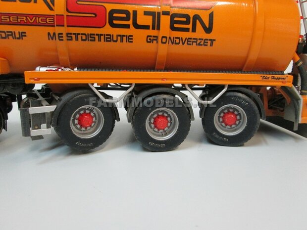 Mestoplegger + SuperSingle Banden (VMA / D-Tec) 3 asser mest trailer (slurrytanker) Bouwpakket Basis 1:32 (HTD)          