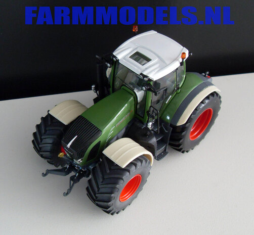 2x Spatbordverbreders achteras (o.a. voor Fendt 936/ 939/ 942, John Deere 8530 en MF 8690 serie)  1:32  