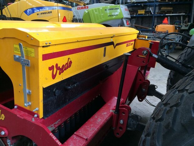 VRE-10101 Vredo Dual Depth zijkant afdek kap stickerset op transparant, 1:32