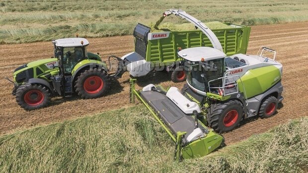 Claas Jaguar 860 op Brede banden + 1x Orbis 750 + PU 300 graspickup &amp; koel roosters geplaatst op hakselaar 1:32, Wiking