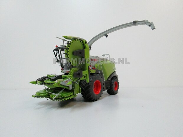 Claas Jaguar 860 op Brede banden + 1x Orbis 750 + PU 300 graspickup &amp; koel roosters geplaatst op hakselaar 1:32, Wiking