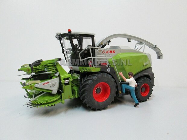 Claas Jaguar 860 op Brede banden + 1x Orbis 750 + PU 300 graspickup &amp; koel roosters geplaatst op hakselaar 1:32, Wiking