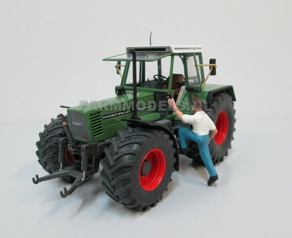 2x Spatbordverbreders geschikt voor de Fendt 615/ 612 WeiseToys 1:32 