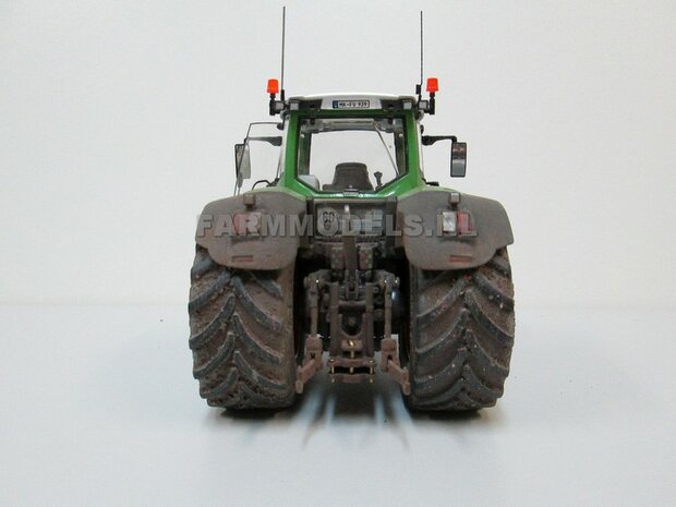 VOORBEELD FOTO&#039;S Fendt 939 Vario G2 (2014/Tier IV) Brede banden + spatborden + trekhaak + 2 antennes + STOFLOOK- 1:32 Wiking Handmatig verbouwd / Manually rebuilt