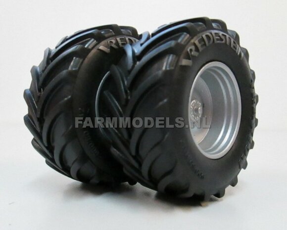 &Oslash; 68.2 x 31.3 mm: UNIVERSEEL: 2x Vredestein Traxion banden + Vredestein opdruk licht grijs + Diecast velgen ALU.-METALIC Gespoten geleverd 1:32 Universele set 