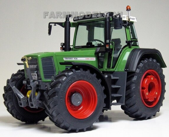 Weise toys - Fendt 926 Vario - 1e Generatie 1996-2000 1:32 WT1025          PRE-ORDER