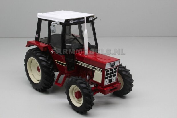 IH 745 S International 4WD met cabine 1:32 Replicagri REP196  