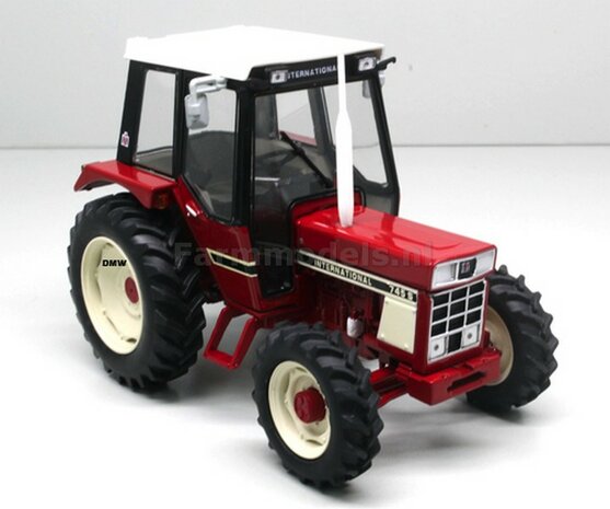 IH 745 S International 4WD met cabine 1:32 Replicagri REP196  