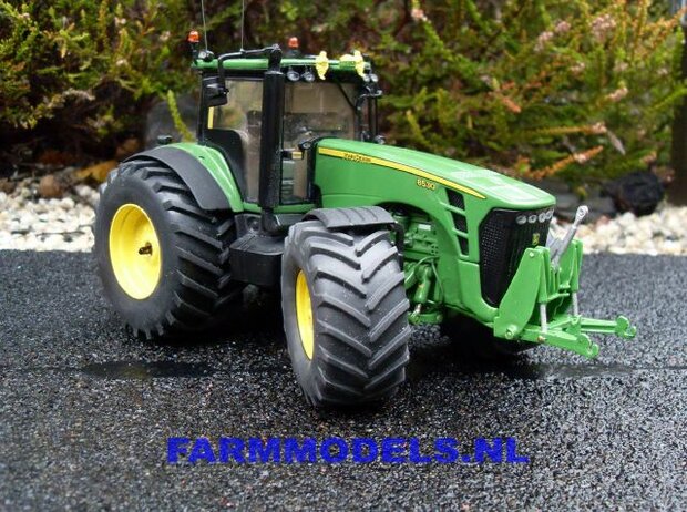 339. John Deere 8530 full options (met La Forge fronthef)