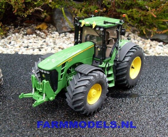 339. John Deere 8530 full options (met La Forge fronthef)