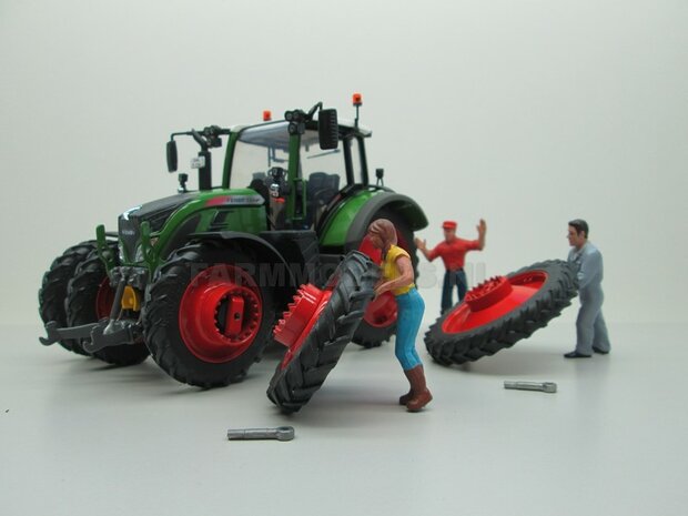 VOORBEELD FOTO&#039;S Fendt 724 Vario + Stoflook Rondom Demontabel dubbellucht Rijencultuur 1:32 EXAMPLE PICTURE  