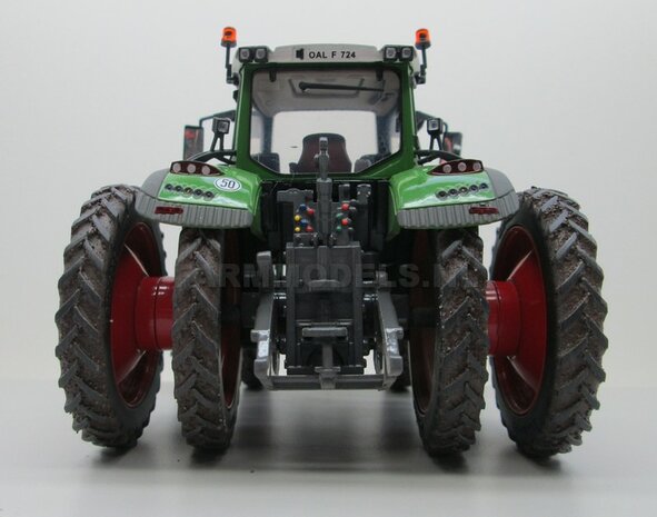 VOORBEELD FOTO&#039;S Fendt 724 Vario + Stoflook Rondom Demontabel dubbellucht Rijencultuur 1:32 EXAMPLE PICTURE  