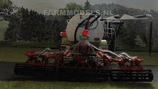 416. Claas Xerion 3800 Saddletrack, met oplegger tank en bouwland injecteur.