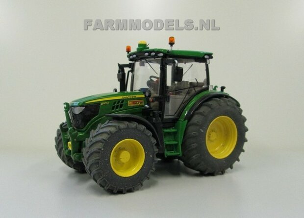 316. John Deere 6125R brede banden 