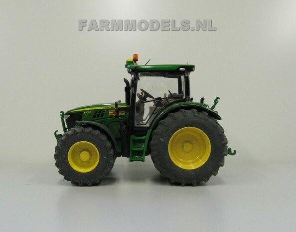 316. John Deere 6125R brede banden 