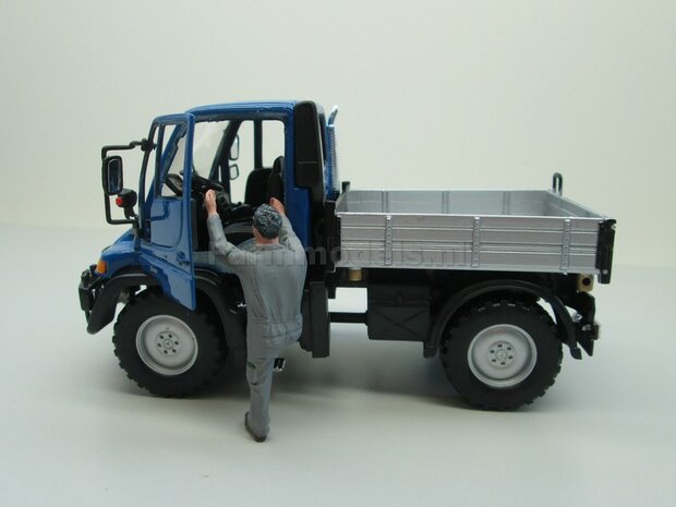 BLAUW Mercedes Benz Unimog U400 1:32 - Blue Versie   32380Cb         EXPECTED