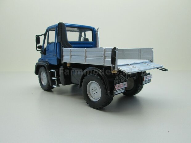 BLAUW Mercedes Benz Unimog U400 1:32 - Blue Versie   32380Cb         EXPECTED