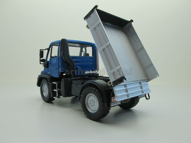 BLAUW Mercedes Benz Unimog U400 1:32 - Blue Versie   32380Cb         EXPECTED