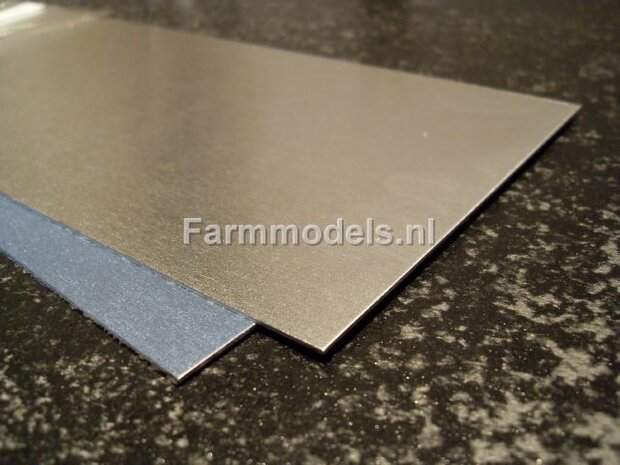 Aluminium Plaat ong. 0,8-0,9 mm dik x 100 mm x 250 mm (2 stuks) SM3M 