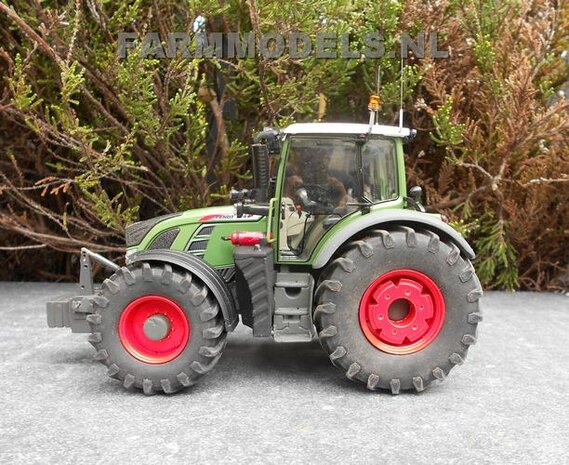 2x Wielgewichten in kleur rood Fendt, &Oslash; 24 mm 1:32 OP=OP