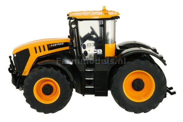 JCB Fastrac 8330 1:32 Britains BR43206 