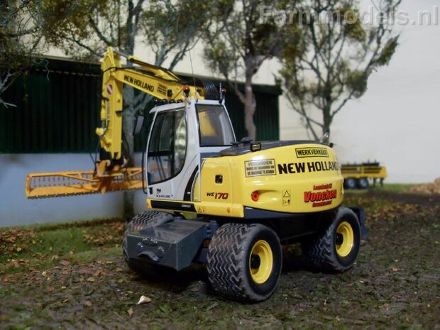 916. New Holland mobiele kranen Loonbedrijf Voncken in actie