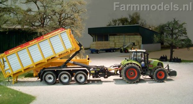 429. Op- en overslag hooi bij Loonbedrijf Voncken met Claas Verrijker