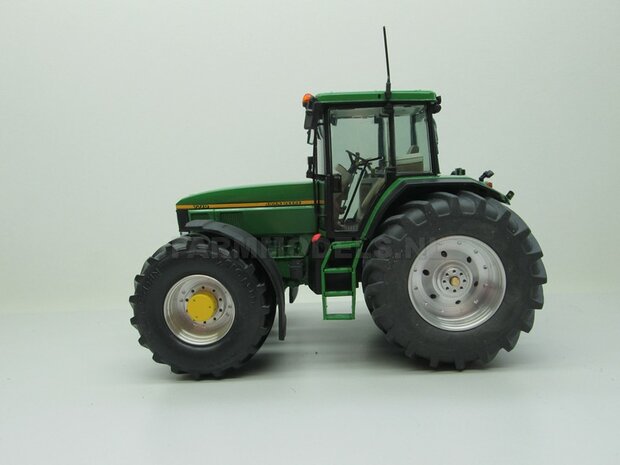 JD 7710 Aluminium vooras velgen  + brede-hogere banden &Oslash; 51 mm, geschikt voor de John Deere 7710 Schuco              