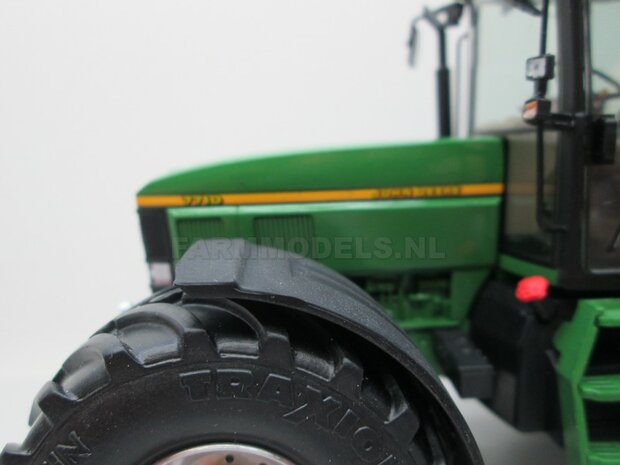 JD 7710 Aluminium vooras velgen  + brede-hogere banden &Oslash; 51 mm, geschikt voor de John Deere 7710 Schuco              