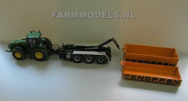 351. John Deere 8530 met VMR Carrier en puin containers