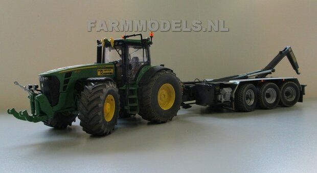 351. John Deere 8530 met VMR Carrier en puin containers