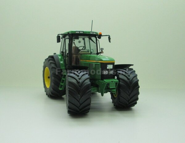 John Deere 7710 Aluminium achteras velgen  +  banden &Oslash; 62 mm, geschikt voor de John Deere 7710 Schuco 1:32 