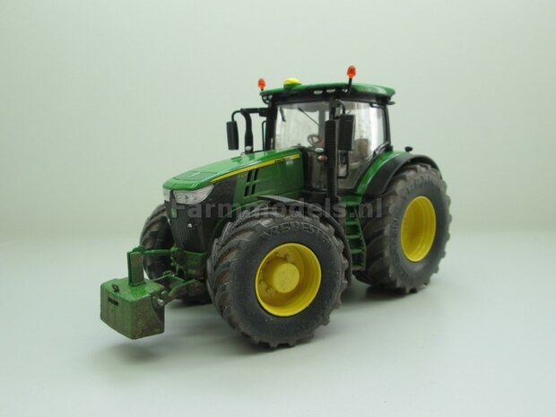 Complete Vredestein ombouw set JD 7310R = velgen + vooras &Oslash; 58 mm/ achteras &Oslash; 72.2 mm + eindvertragingen + spatborden, 1:32   EXAMPLE PICTURE