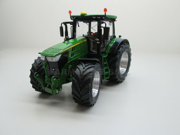 JD 7310 Aluminium vooras velgen + brede hoge &Oslash; 54.5 x 23.5 mm Vredestein Traxion banden John Deere Wiking, 1:32 