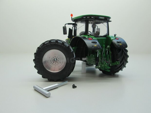 JD 7310R Aluminium achteras velgen + brede &Oslash; 68.5mm Vredestein Traxion banden John Deere Wiking, 1:32  