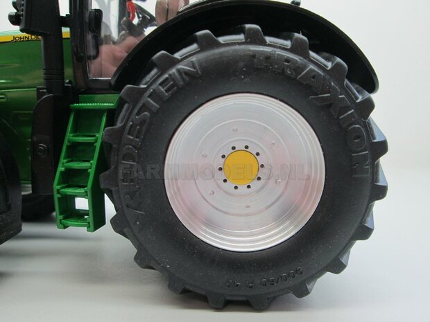 JD 7310R Aluminium achteras velgen + brede &Oslash; 68.5mm Vredestein Traxion banden John Deere Wiking, 1:32  