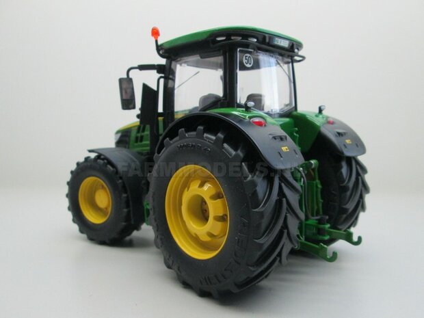 2x Wielgewicht John Deere Geel gespoten (7310R) &Oslash; 24.5 mm, uit massief Aluminium gefreesd, 1:32                    