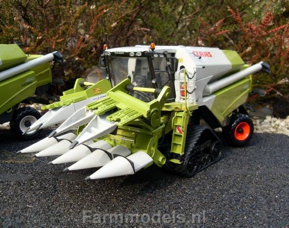 52896 Claas 8 rijer kolvenplukker opklapbaar afgebouwd model  als voorbeeld