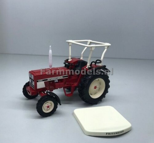IHC 433 International met Fritzmeier Frame + afneembaar dak 1:32 REP181   
