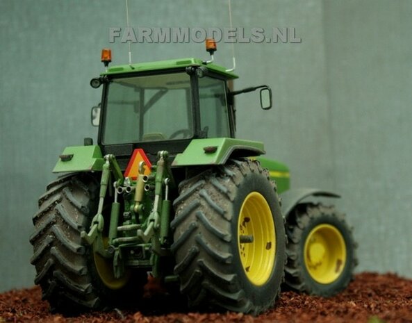 325. John Deere 4955 &quot;Old Version&quot;, nu ook met fronthef