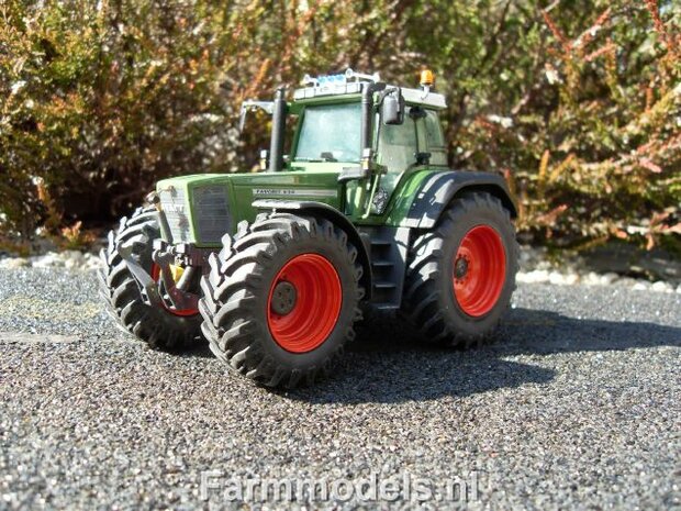 164. Fendt 824 op betere banden