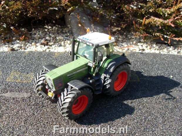 164. Fendt 824 op betere banden