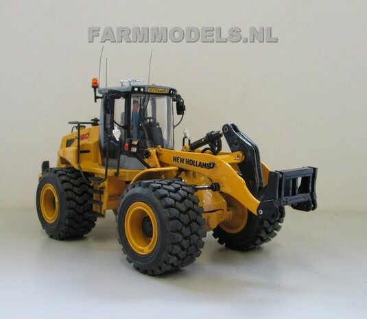 920. New Holland shovel, schaal 1:32, brede banden, snel wissel, Full Option