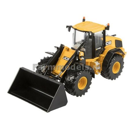 JCB 419S Farm Master met bak en grasvork 1:32 Britains   BR43223